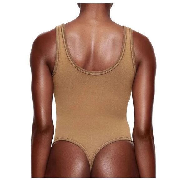 Skims Outdoor Basics Bodysuit - Picture 2 of 6